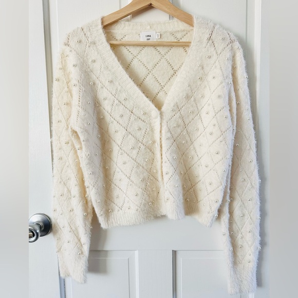 LUNA IVY Diamond Pattern Cardigan Sweater Pearls Beaded Fuzzy Coquette Size M - Picture 3 of 11